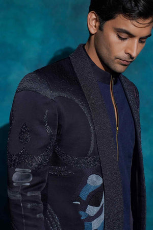 NEEL KAAL