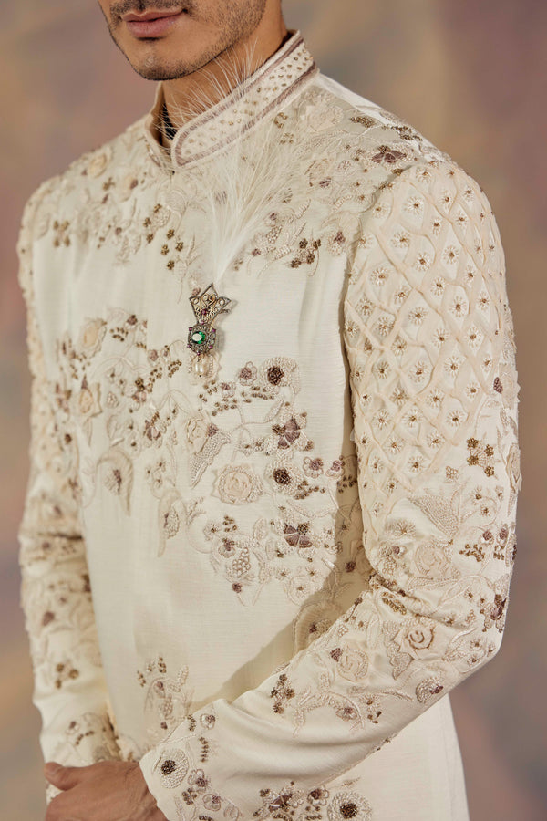 The Blond Affaire