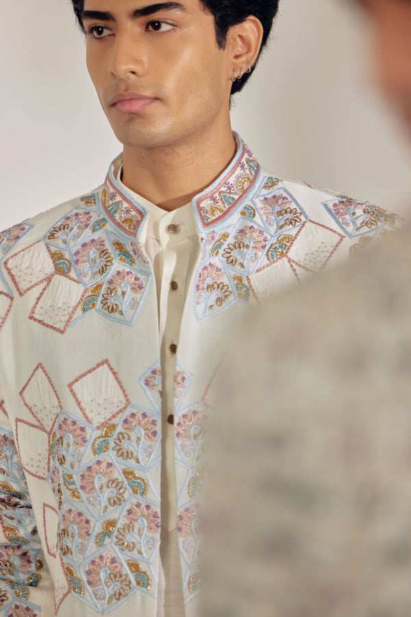 La Vie Sherwani Set