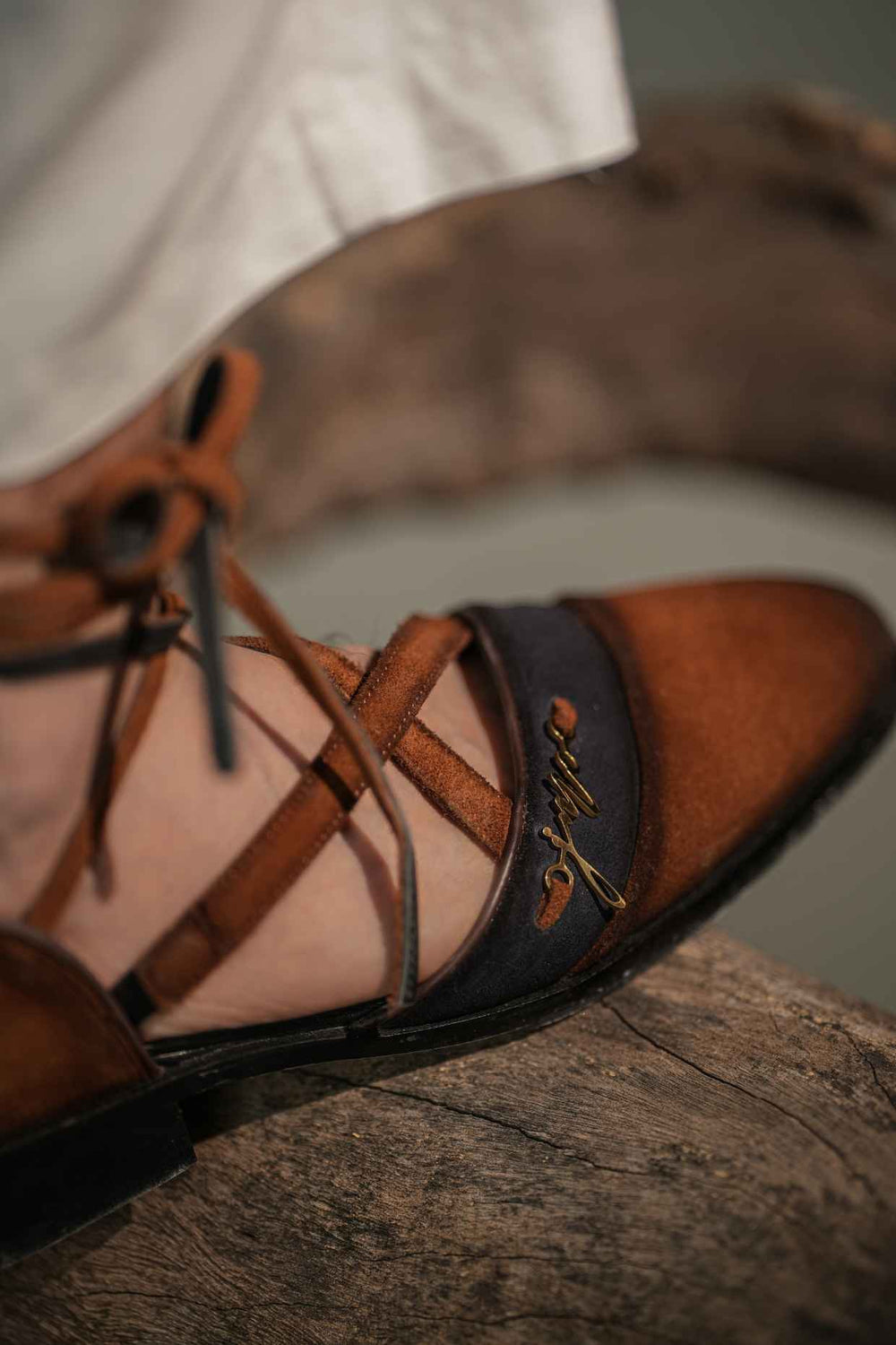 Cross Ankle-strap Caligae in Tan