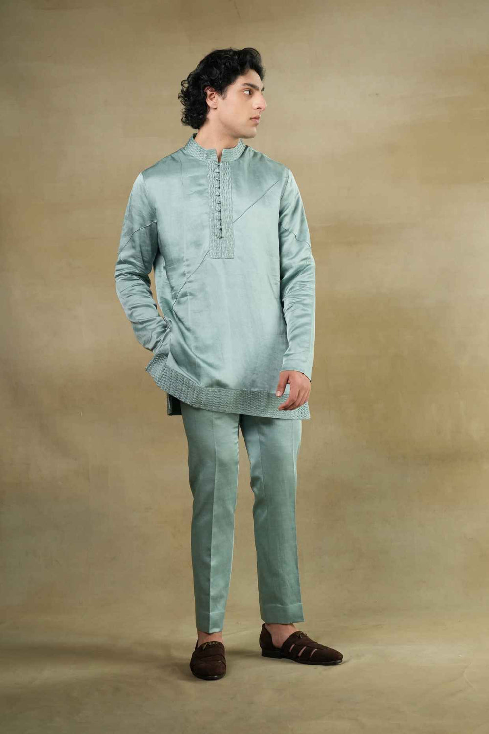 Chateau Delight Short Kurta Set