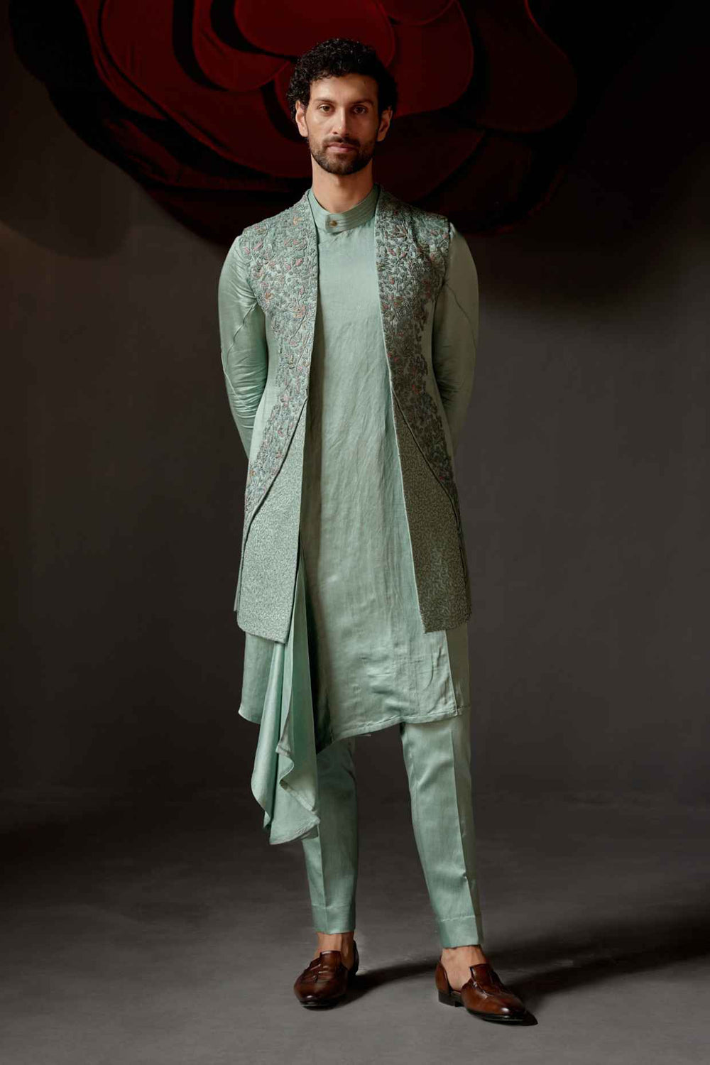Smokey Pallid Shrug Set