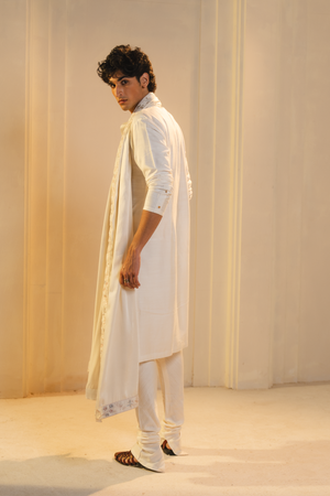 THE SABLE KURTA SET
