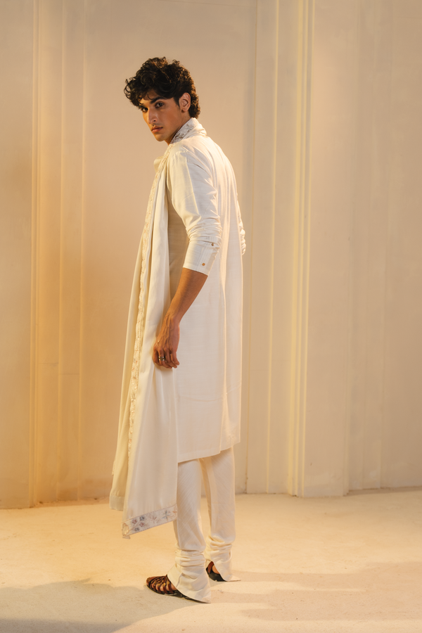 THE SABLE KURTA SET