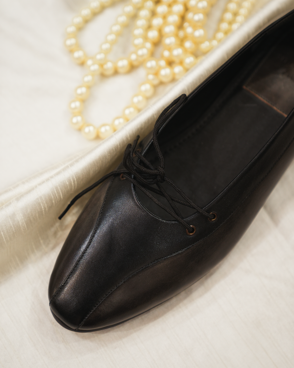 BALLET Black leather handcrafted ballet loafers