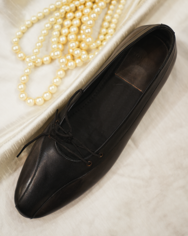 BALLET Black leather handcrafted ballet loafers