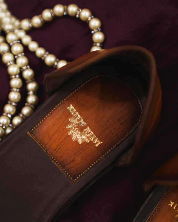 LAYERED Tan brown leather handcrafted loafers