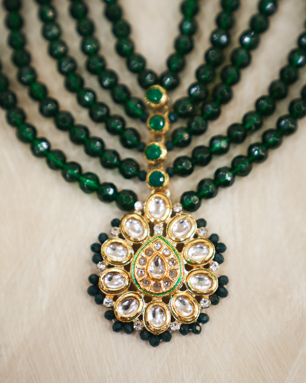 Mehreen Mala Emrald green kundan mala