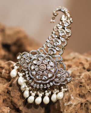 TAJ KALGI Gold Plated Kundan Polki Kalgi