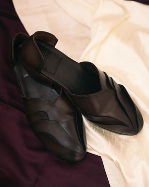 LOTUS Brown leather handcrafted loafers