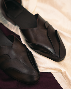LOTUS Brown leather handcrafted loafers