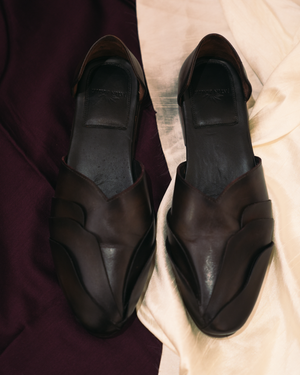 LOTUS Brown leather handcrafted loafers